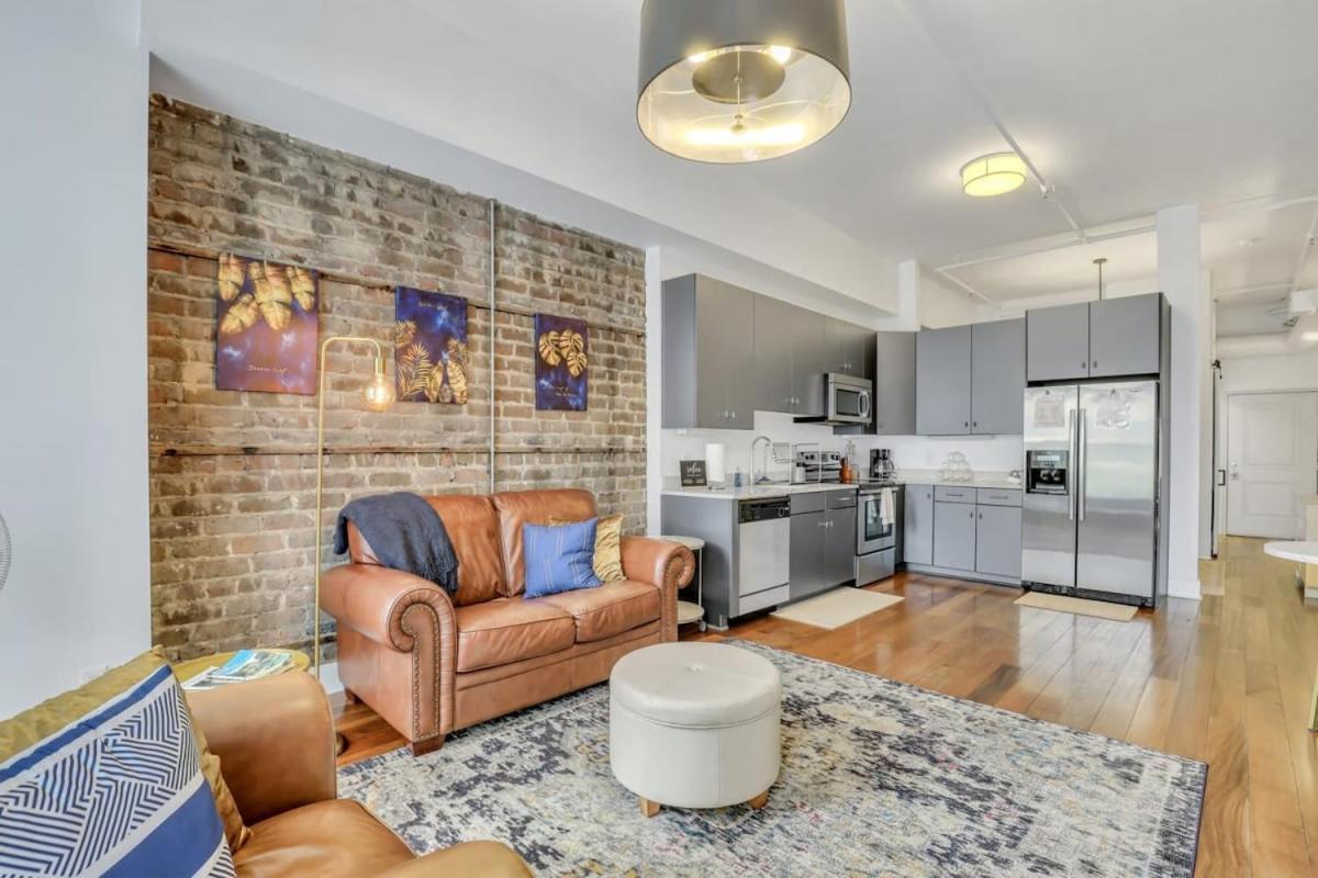 Lush Savannah Loft - Near Plant Riverside District Ngoại thất bức ảnh