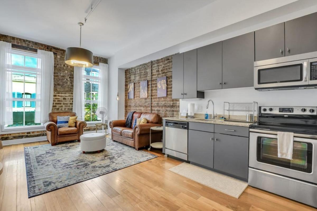 Lush Savannah Loft - Near Plant Riverside District Ngoại thất bức ảnh
