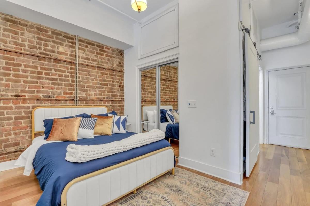 Lush Savannah Loft - Near Plant Riverside District Ngoại thất bức ảnh