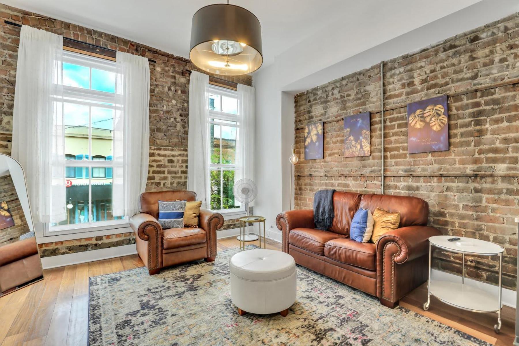 Lush Savannah Loft - Near Plant Riverside District Ngoại thất bức ảnh